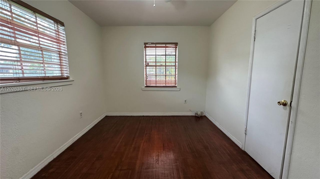 1090 NW 134th St , North Miami, FL 33168 Photo
