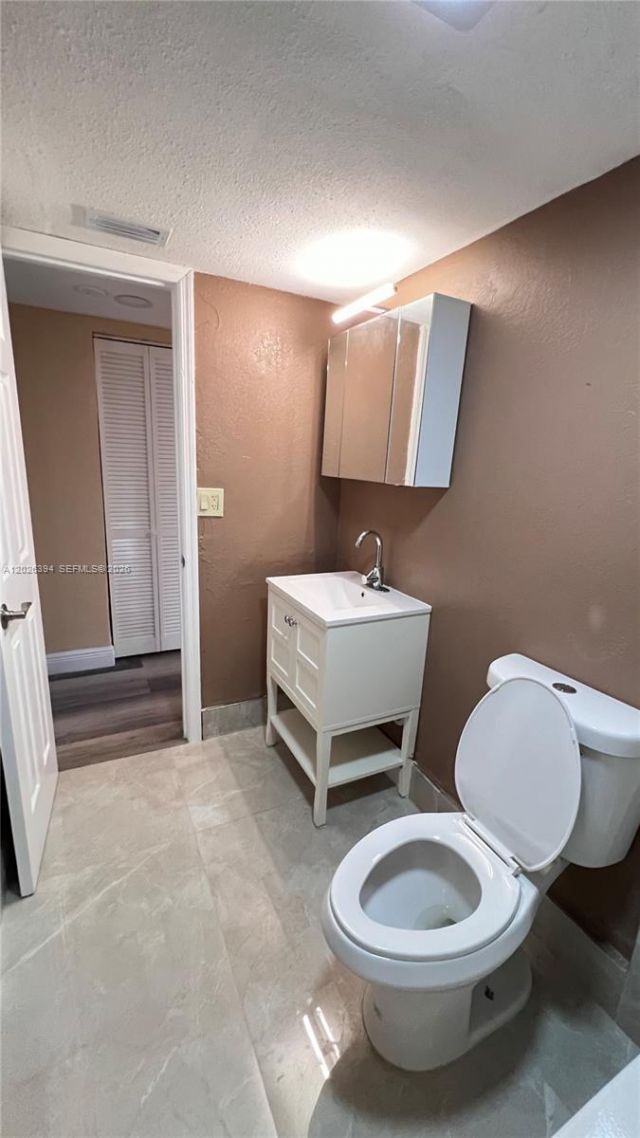 301 NW 177th St , Unit 126, Miami Gardens, FL 33169 Photo