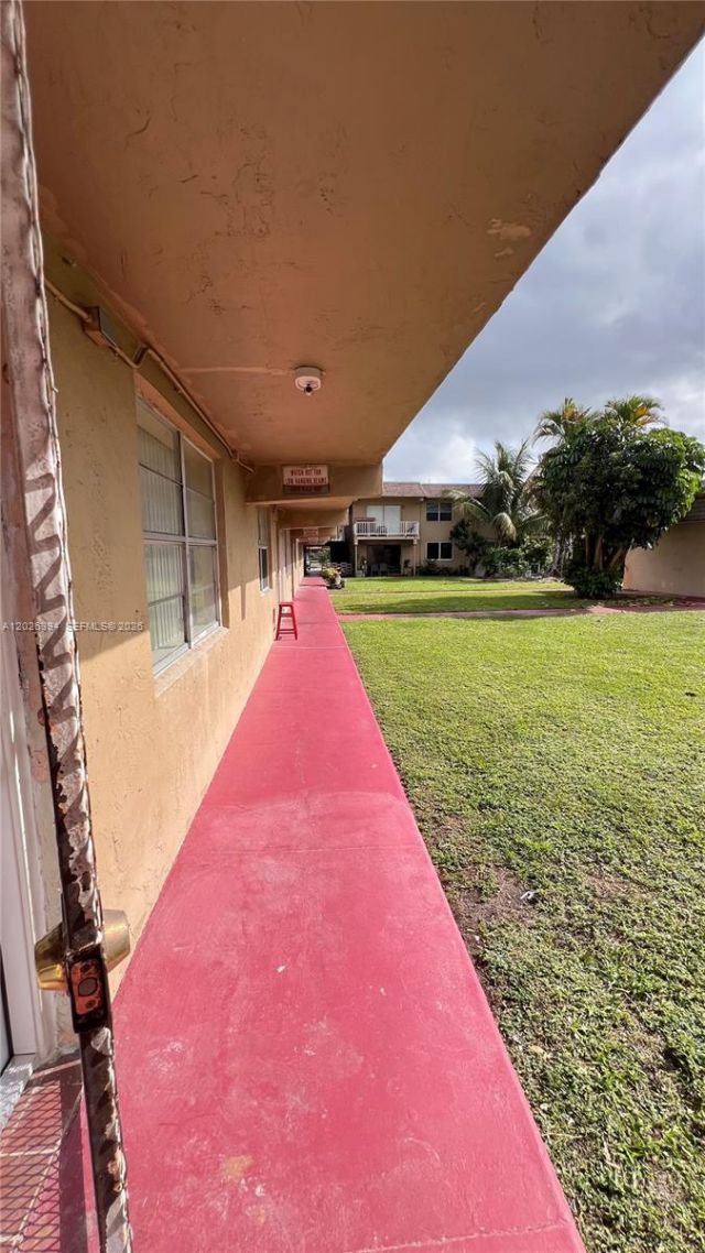 301 NW 177th St , Unit 126, Miami Gardens, FL 33169 Photo