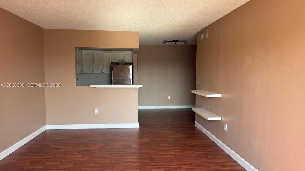 8950 NE 8th Ave, Unit 405, Miami, FL 33138 Photo