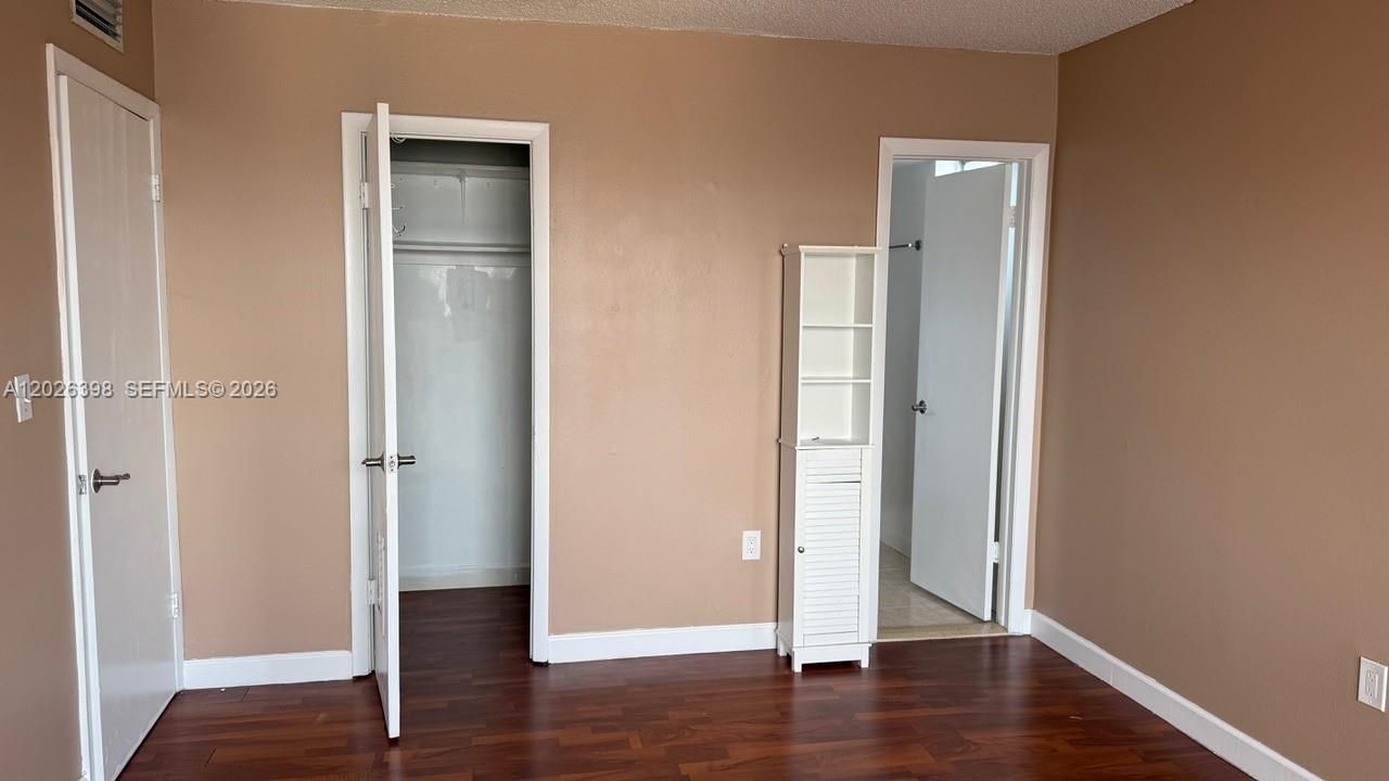 8950 NE 8th Ave, Unit 405, Miami, FL 33138 Photo