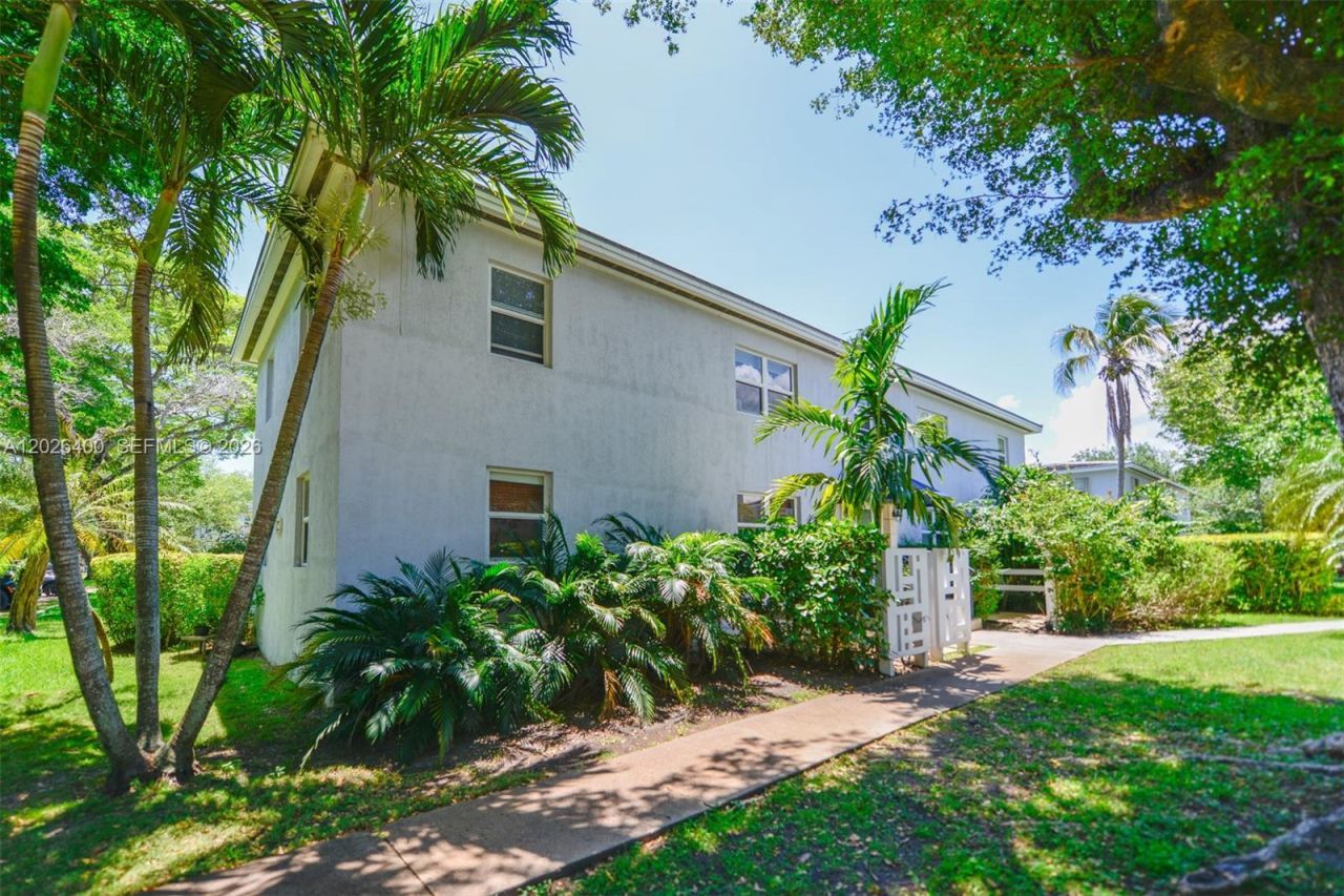 7720 SW 54th Ct , Unit 44-D, Miami, FL 33143 Photo