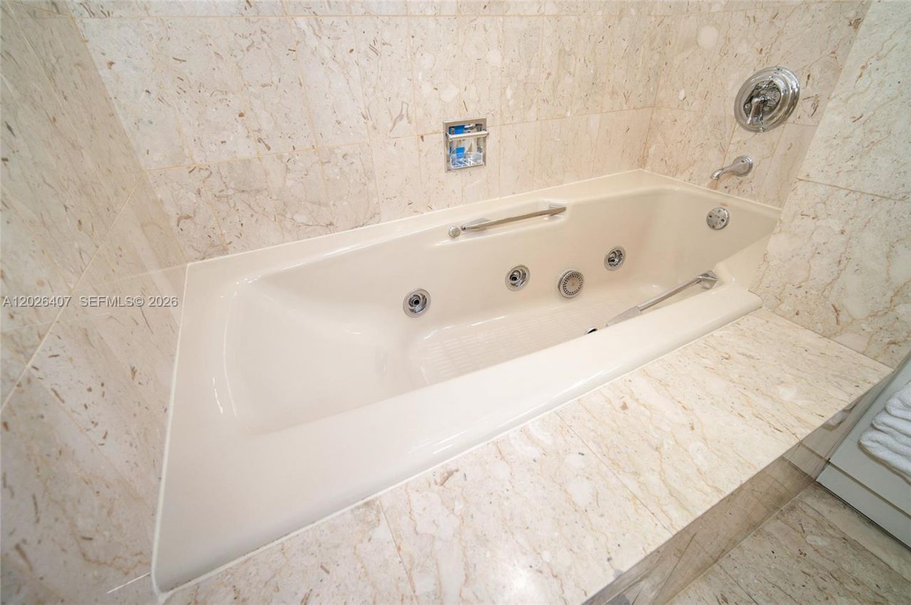 19211 Fisher Island Dr , Unit 19211, Miami Beach, FL 33109 Photo