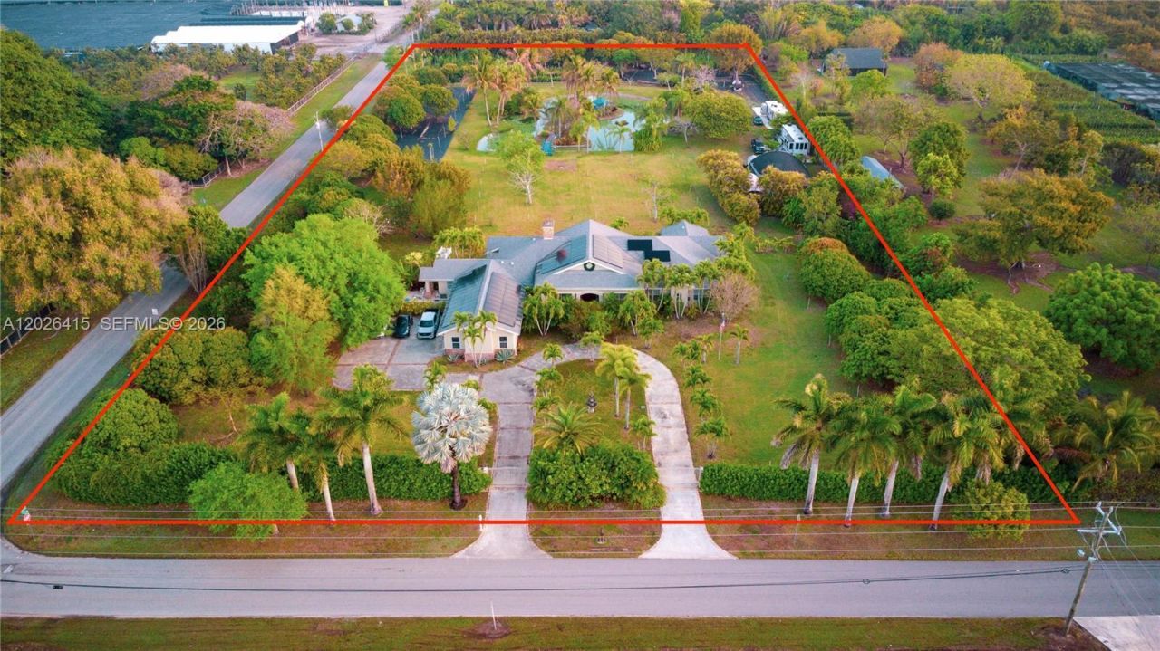 20175 SW 256th St , Homestead, FL 33031 Photo