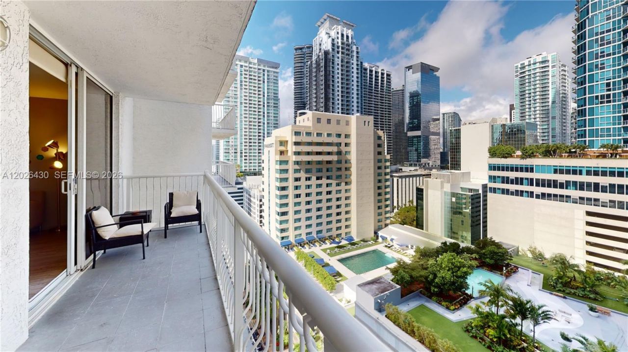 1200 Brickell Bay Dr , Unit 2222, Miami, FL 33131 Photo
