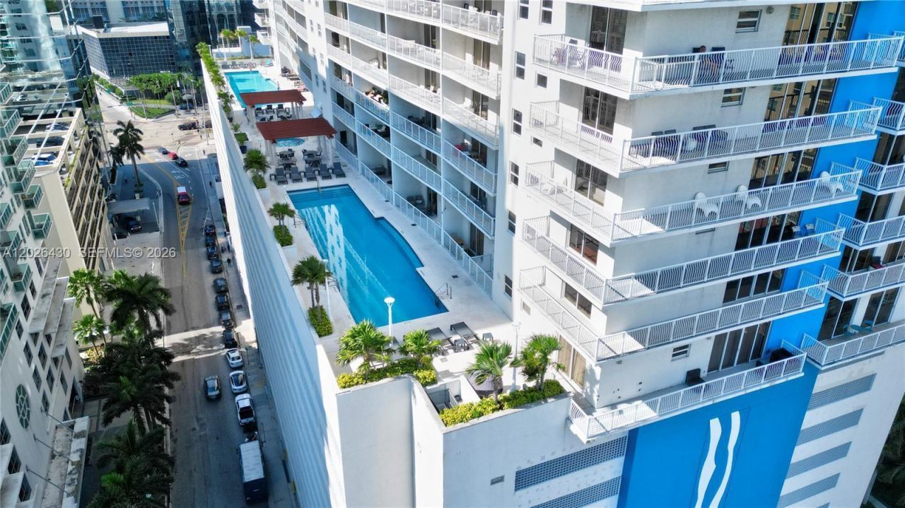 1200 Brickell Bay Dr , Unit 2222, Miami, FL 33131 Photo