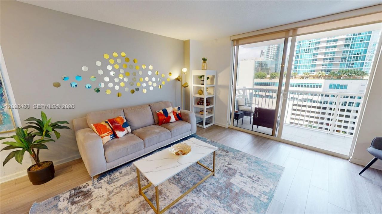 1200 Brickell Bay Dr , Unit 2222, Miami, FL 33131 Photo