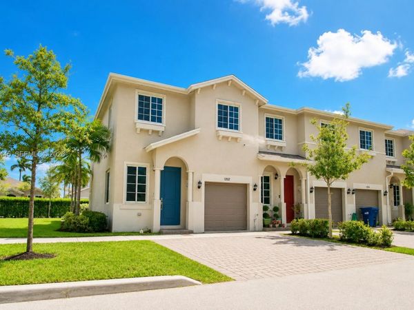 1202 NW 208th Ter, Unit 1202, Miami Gardens, FL 33169