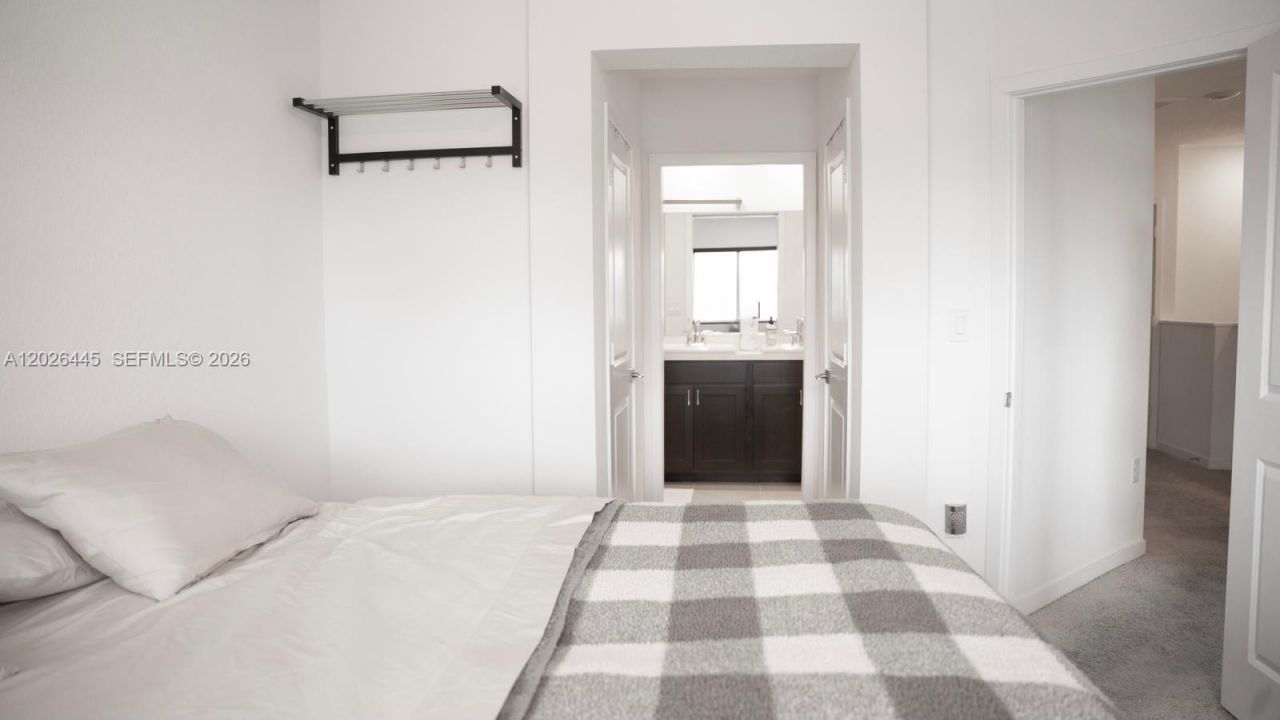 1202 NW 208th Ter, Unit 1202, Miami Gardens, FL 33169 Photo
