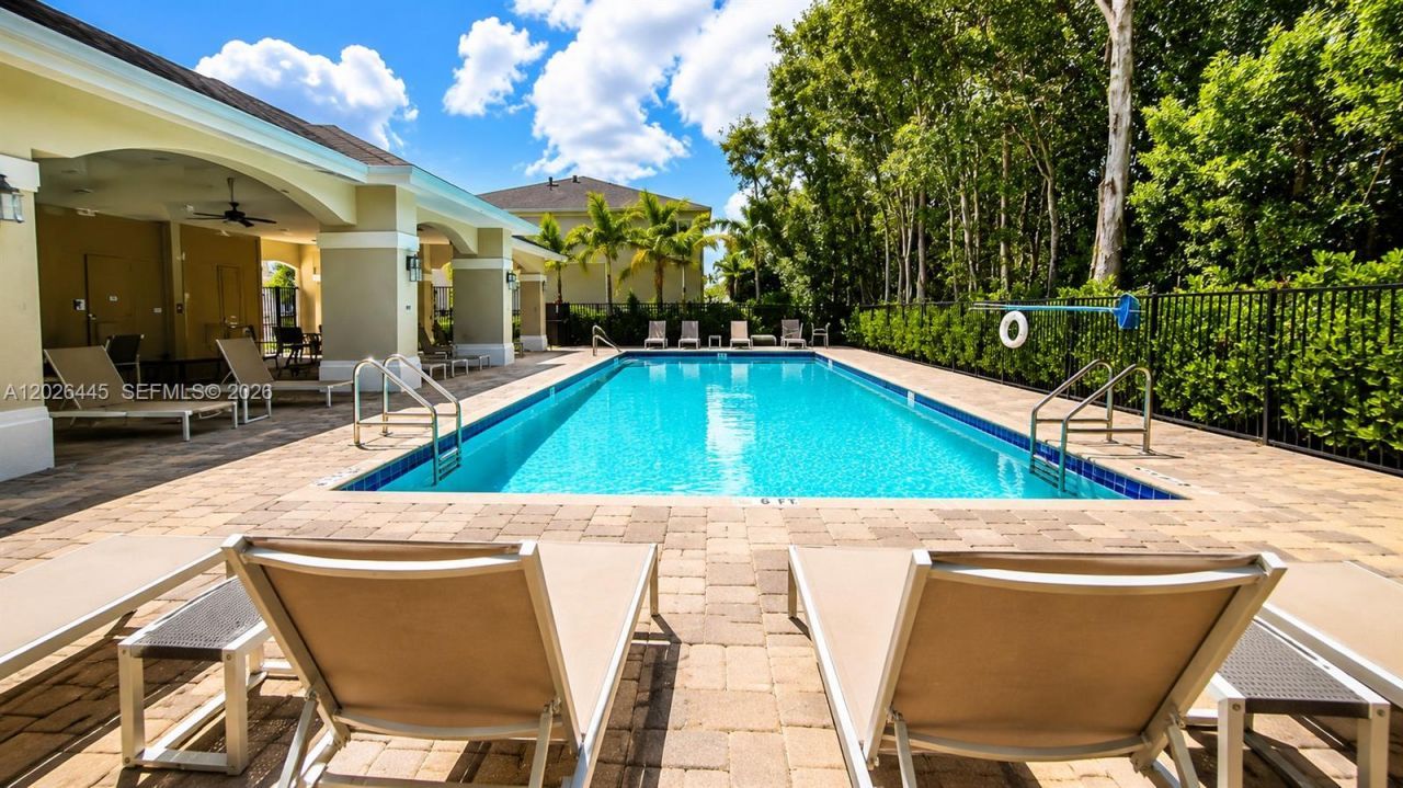 1202 NW 208th Ter, Unit 1202, Miami Gardens, FL 33169 Photo