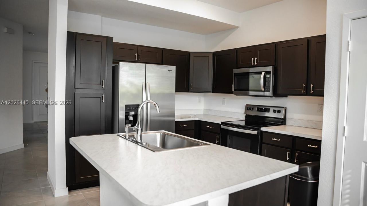 1202 NW 208th Ter, Unit 1202, Miami Gardens, FL 33169 Photo