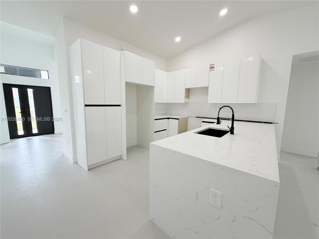 911 Cleveland Ave, Lehigh Acres, FL 33972 Photo