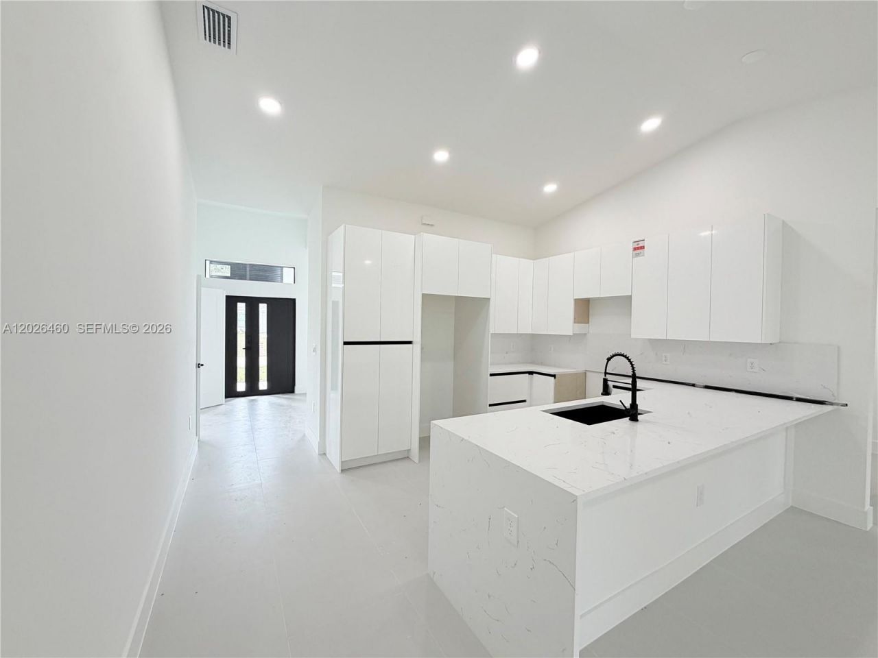 911 Cleveland Ave , Lehigh Acres, FL 33972 Photo