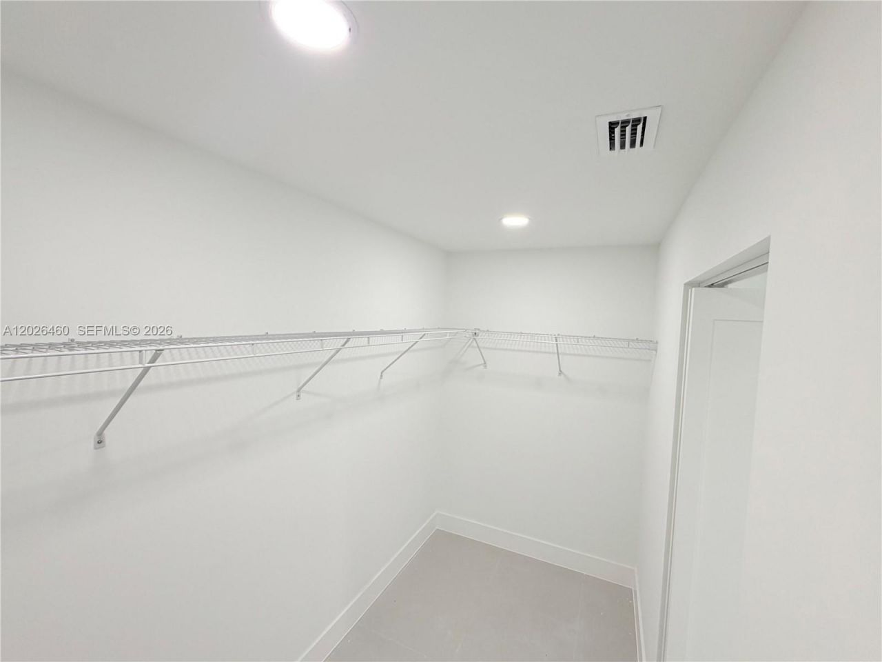 911 Cleveland Ave, Lehigh Acres, FL 33972 Photo