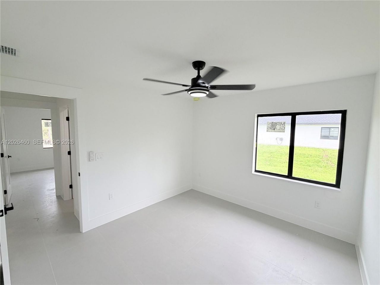 911 Cleveland Ave, Lehigh Acres, FL 33972 Photo