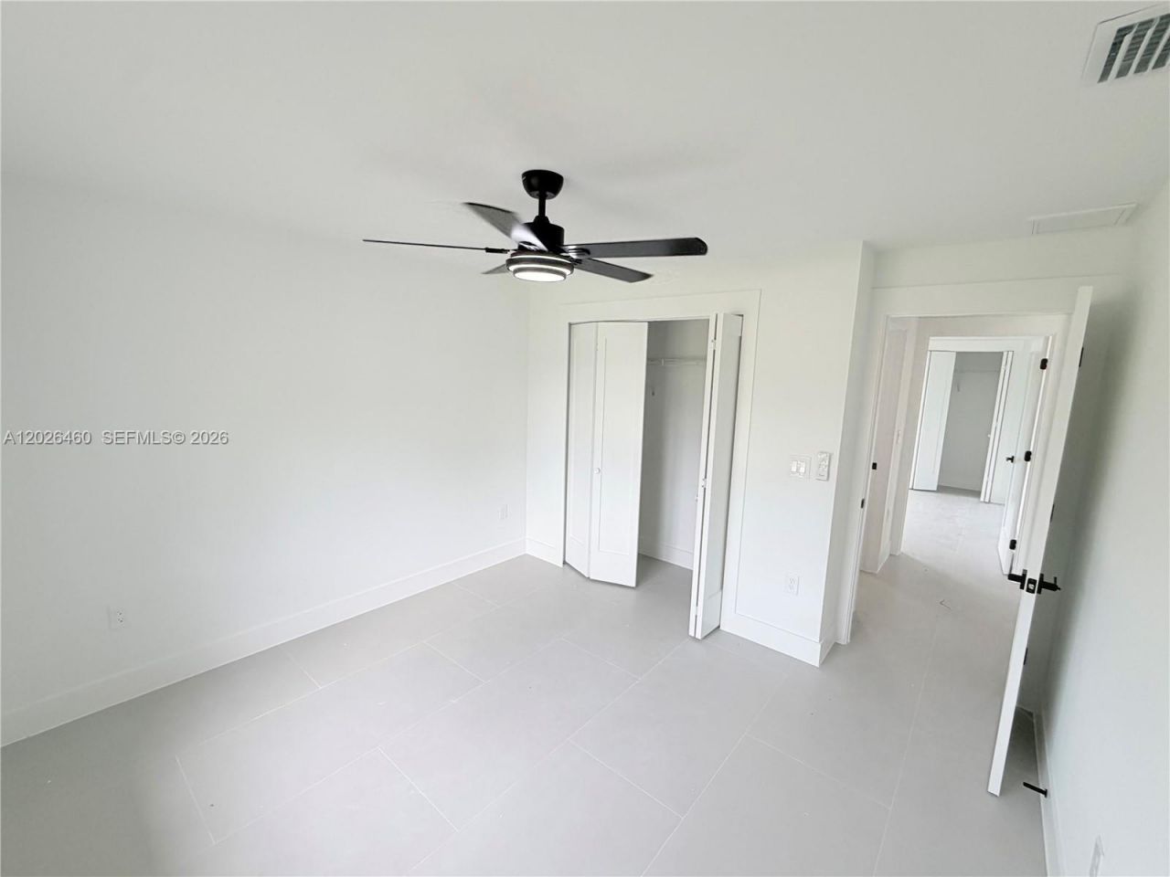 911 Cleveland Ave, Lehigh Acres, FL 33972 Photo