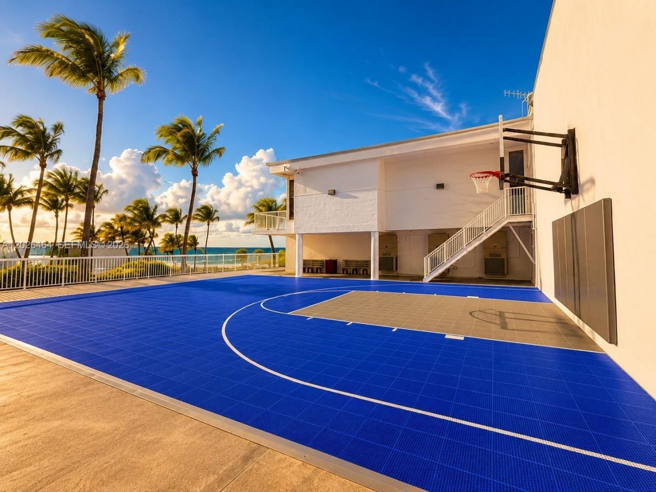 5401 Collins Ave , Unit 1022, Miami Beach, FL 33140 Photo