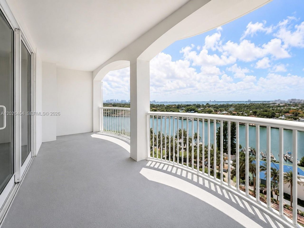 5401 Collins Ave , Unit 1022, Miami Beach, FL 33140 Photo