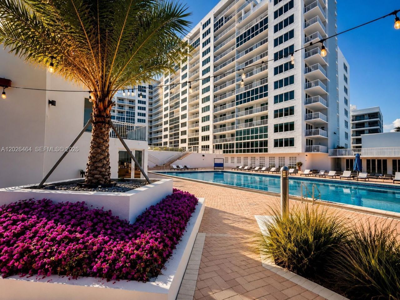 5401 Collins Ave , Unit 1022, Miami Beach, FL 33140 Photo