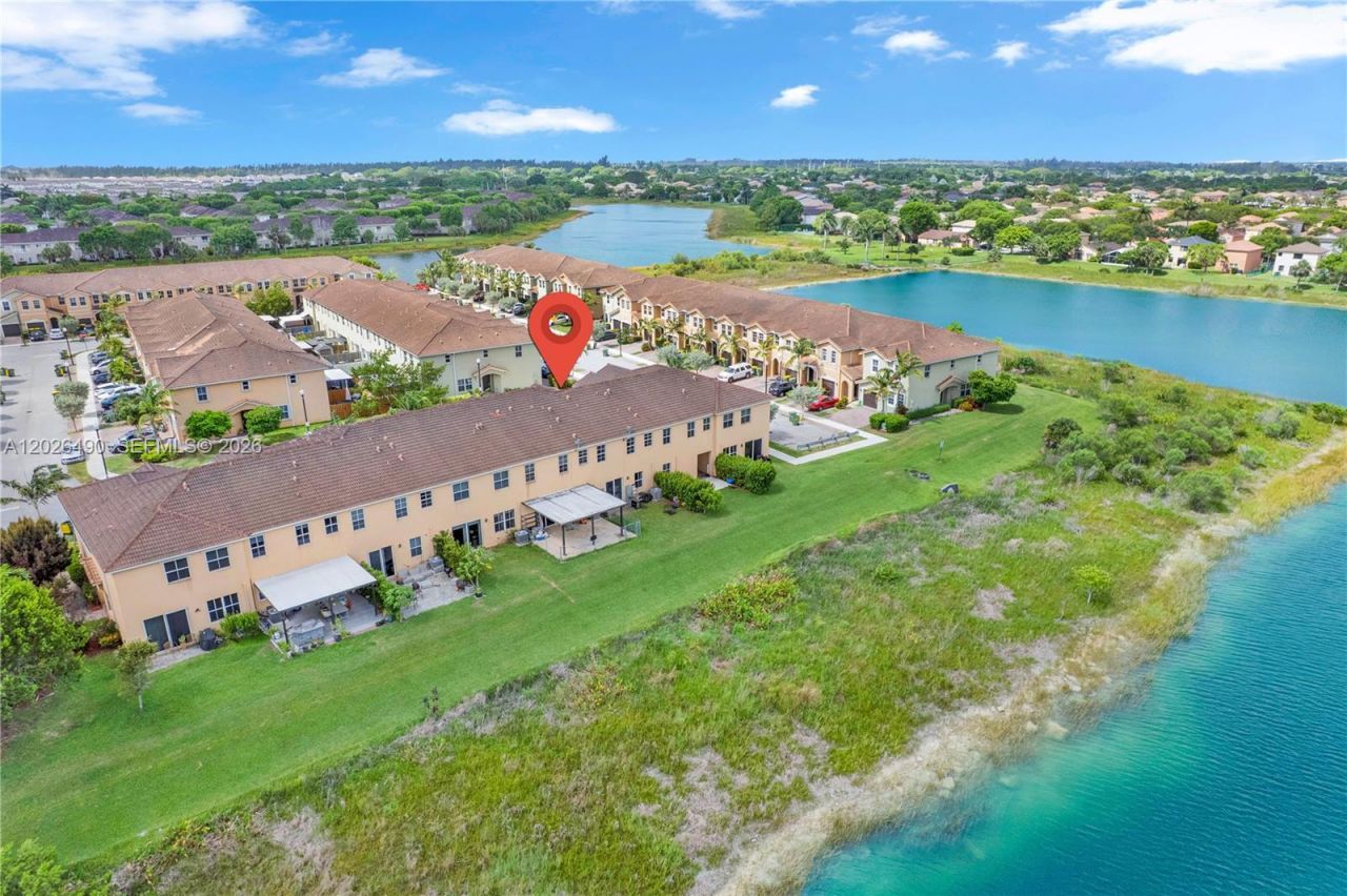 2377 SE 14th St , Homestead, FL 33035 Photo