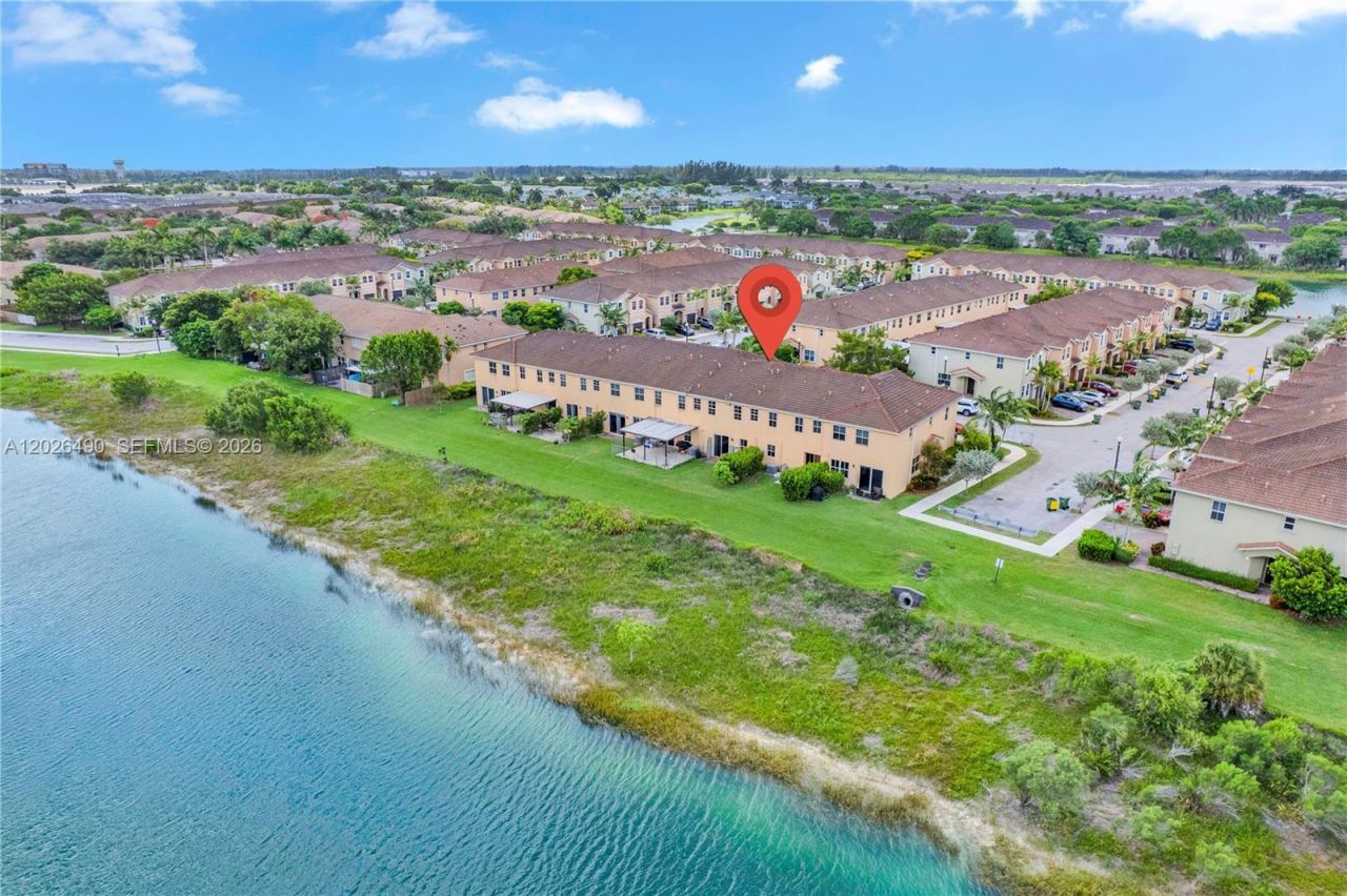 2377 SE 14th St , Homestead, FL 33035 Photo