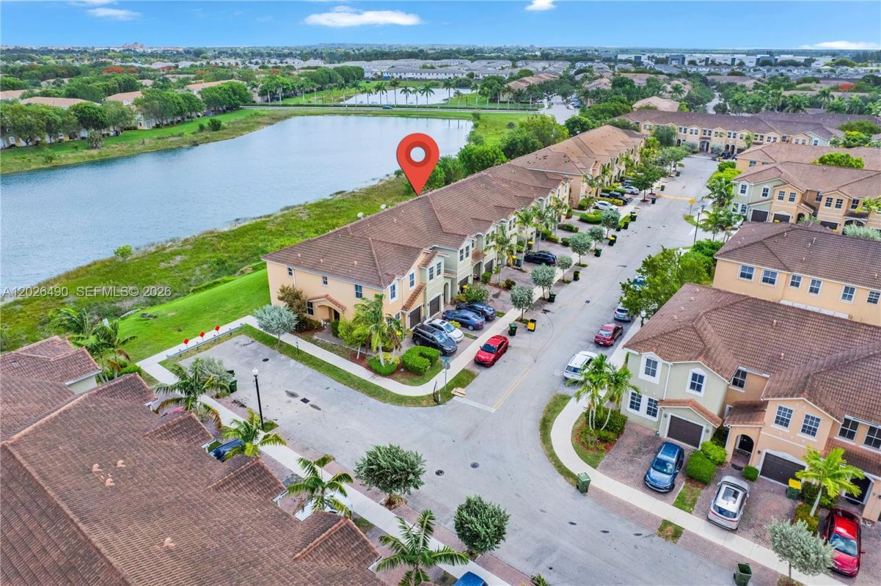 2377 SE 14th St , Homestead, FL 33035 Photo