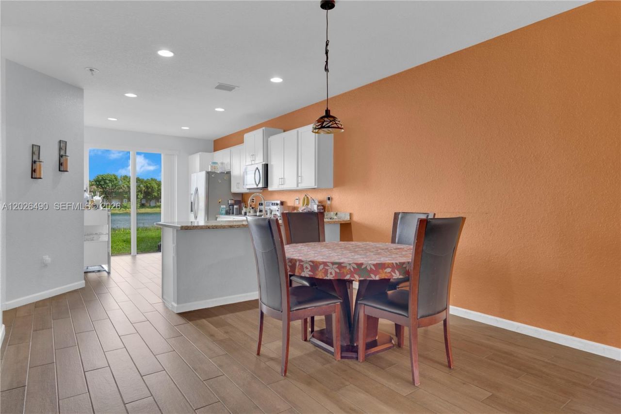 2377 SE 14th St , Homestead, FL 33035 Photo