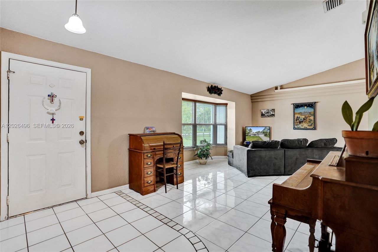 14808 N 69th St N, Loxahatchee, FL 33470 Photo