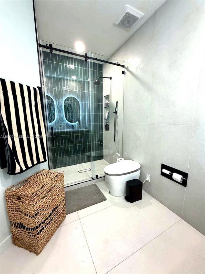 Please Call For Address, Hialeah, FL 33018 Photo