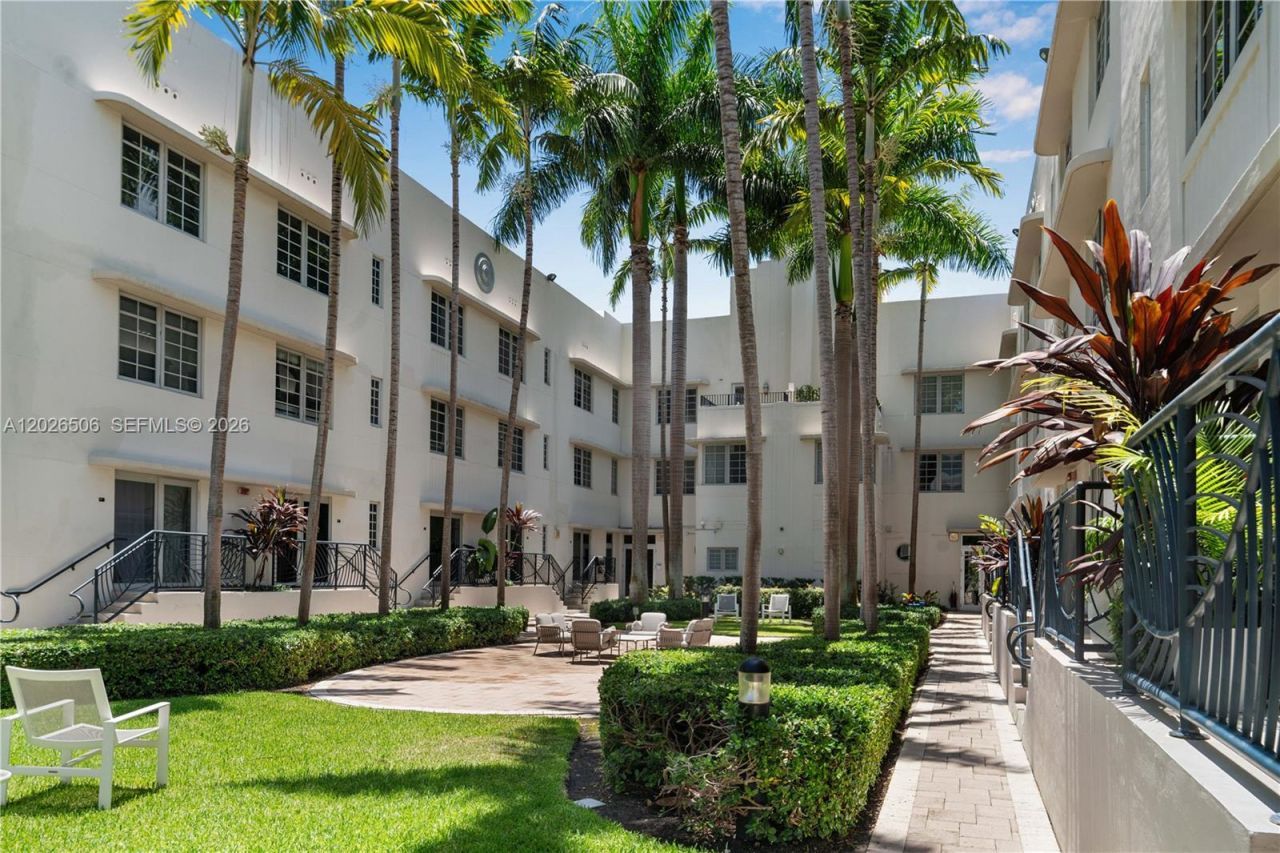 435 21st St , Unit 212, Miami Beach, FL 33139 Photo