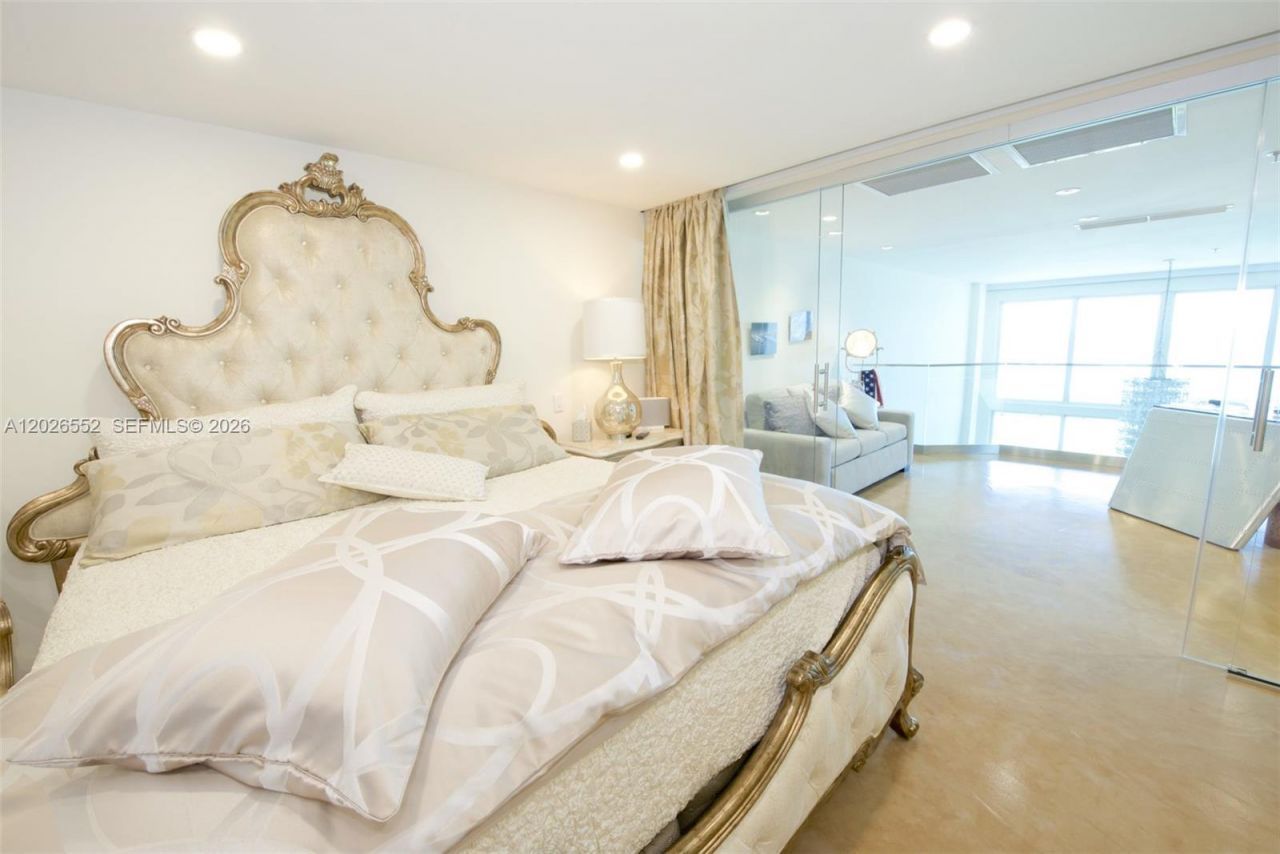 5445 Collins Ave , Unit P2, Miami Beach, FL 33140 Photo