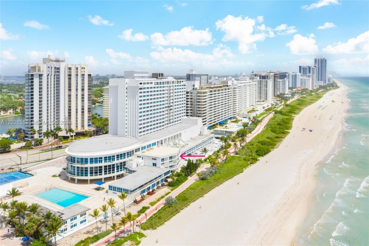5445 Collins Ave , Unit P2, Miami Beach, FL 33140 Photo