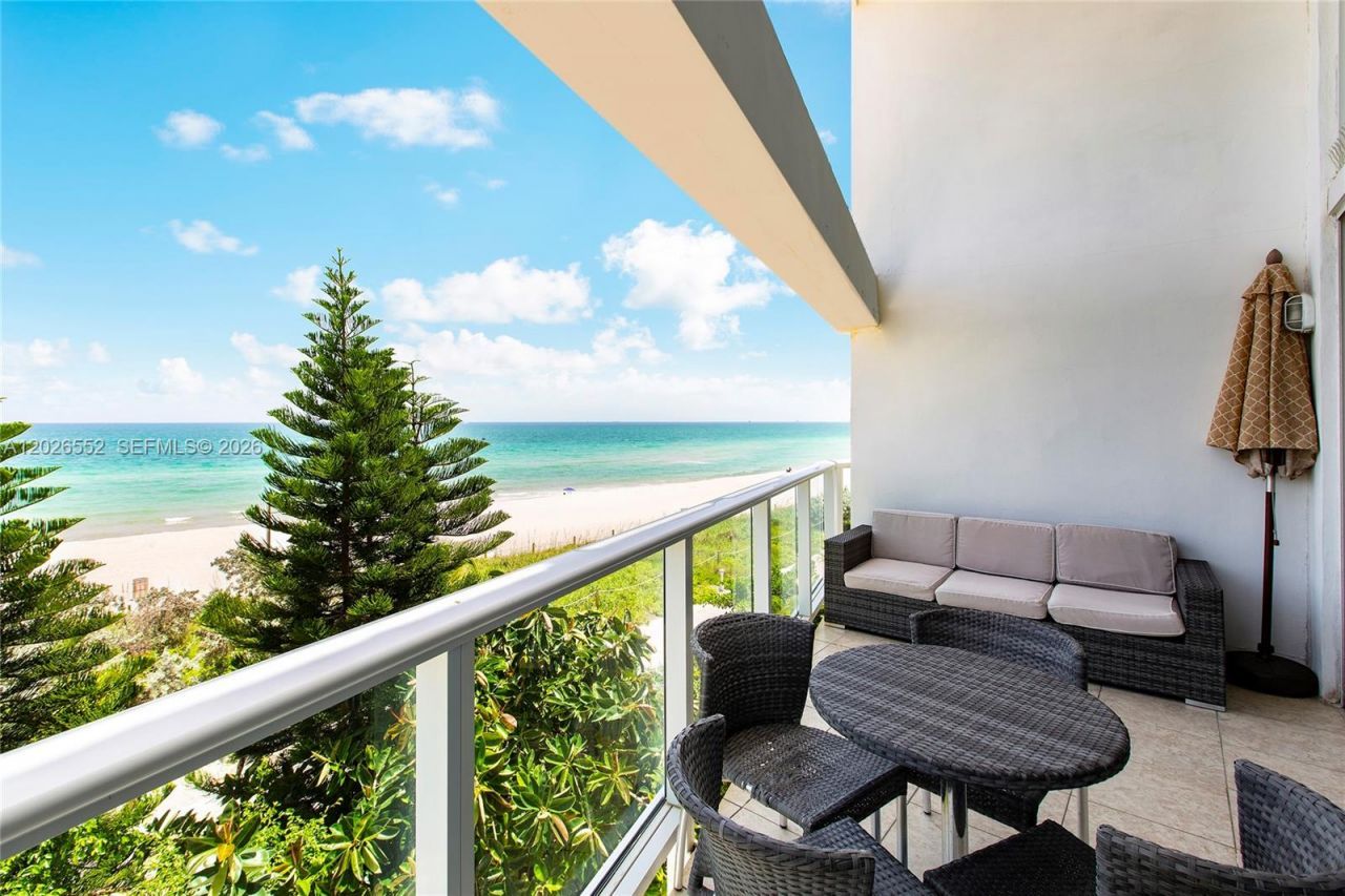 5445 Collins Ave , Unit P2, Miami Beach, FL 33140 Photo