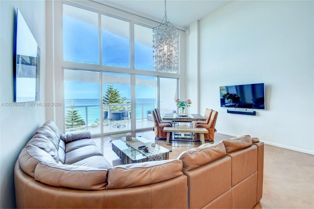 5445 Collins Ave , Unit P2, Miami Beach, FL 33140 Photo