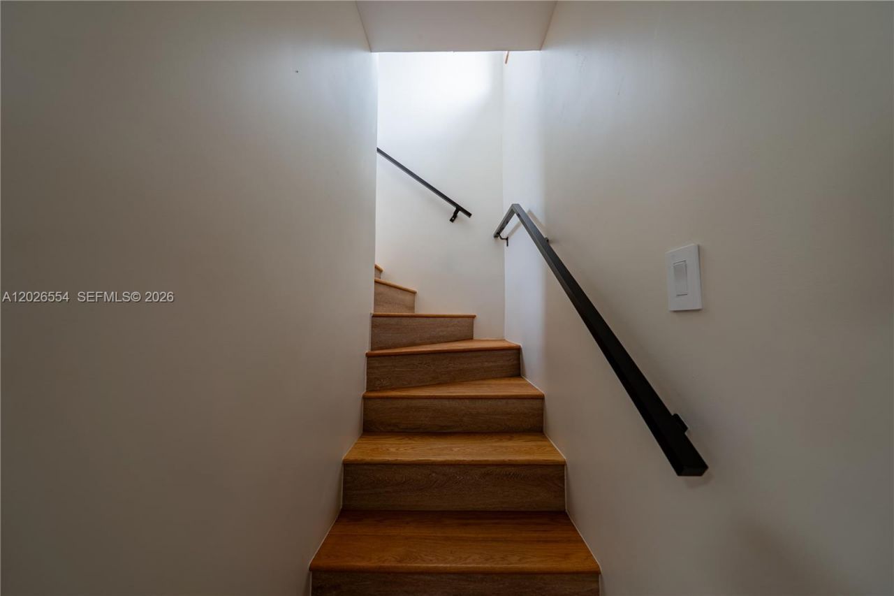 370 Flagami Blvd , Unit 370, Miami, FL 33144 Photo