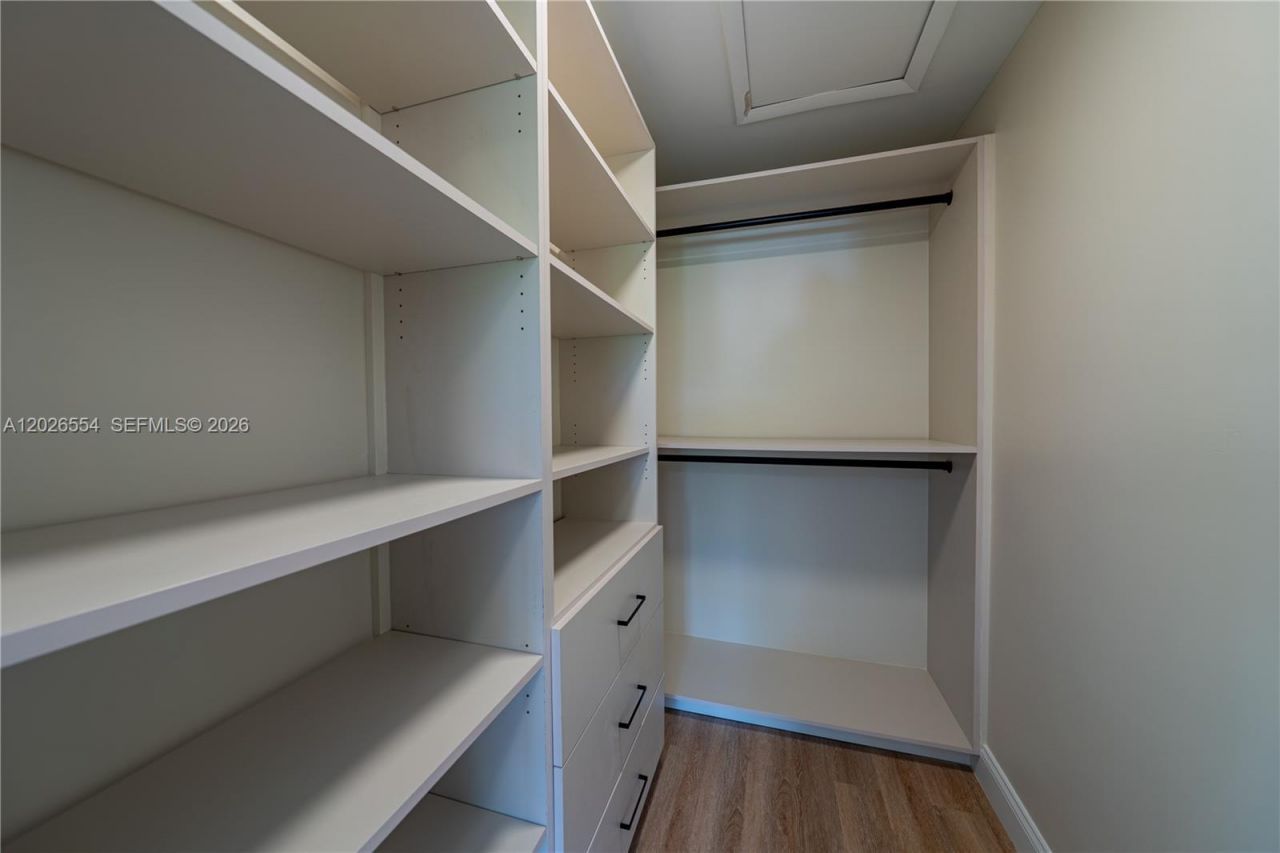 370 Flagami Blvd , Unit 370, Miami, FL 33144 Photo