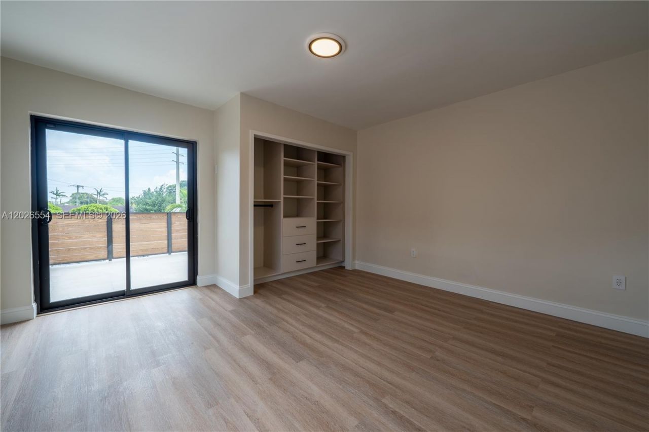 370 Flagami Blvd , Unit 370, Miami, FL 33144 Photo