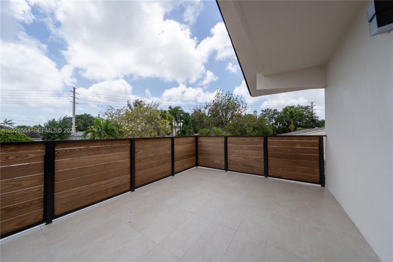 370 Flagami Blvd , Unit 370, Miami, FL 33144 Photo