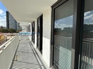 210 174th St , Unit 502, Sunny Isles Beach, FL 33160 Photo