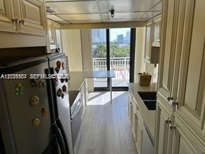 210 174th St , Unit 502, Sunny Isles Beach, FL 33160 Photo