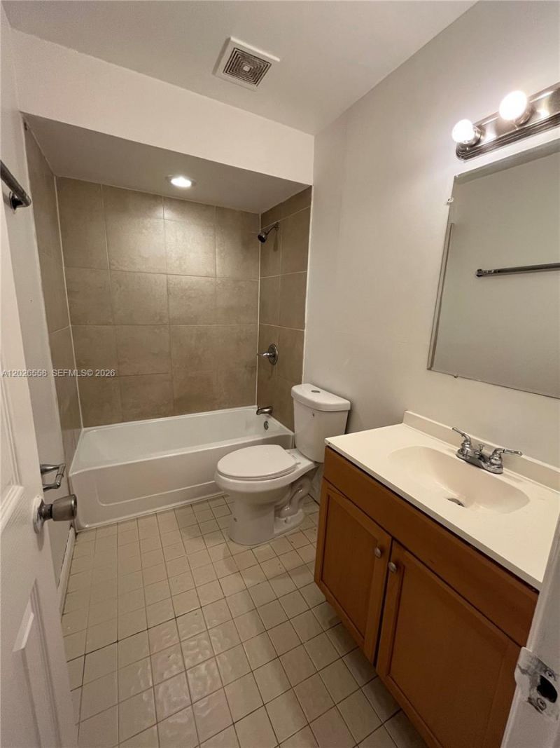 2501 NW 56th Ave , Unit 5-14, Lauderhill, FL 33313 Photo