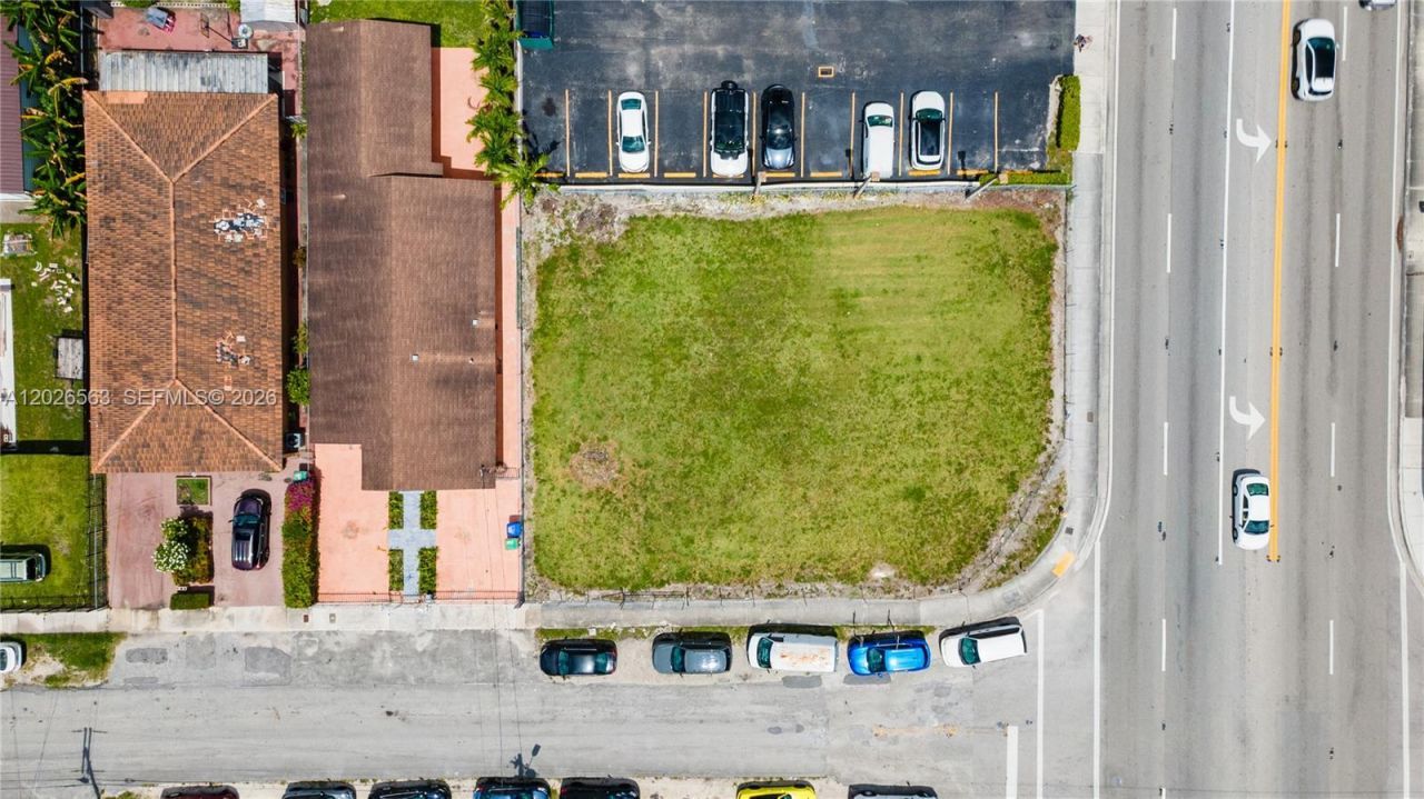 5895 W Flagler St , Miami, FL 33144 Photo
