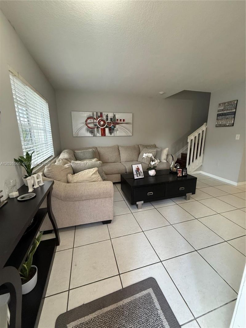 7145 NW 173rd Dr , Unit 1106, Hialeah, FL 33015 Photo