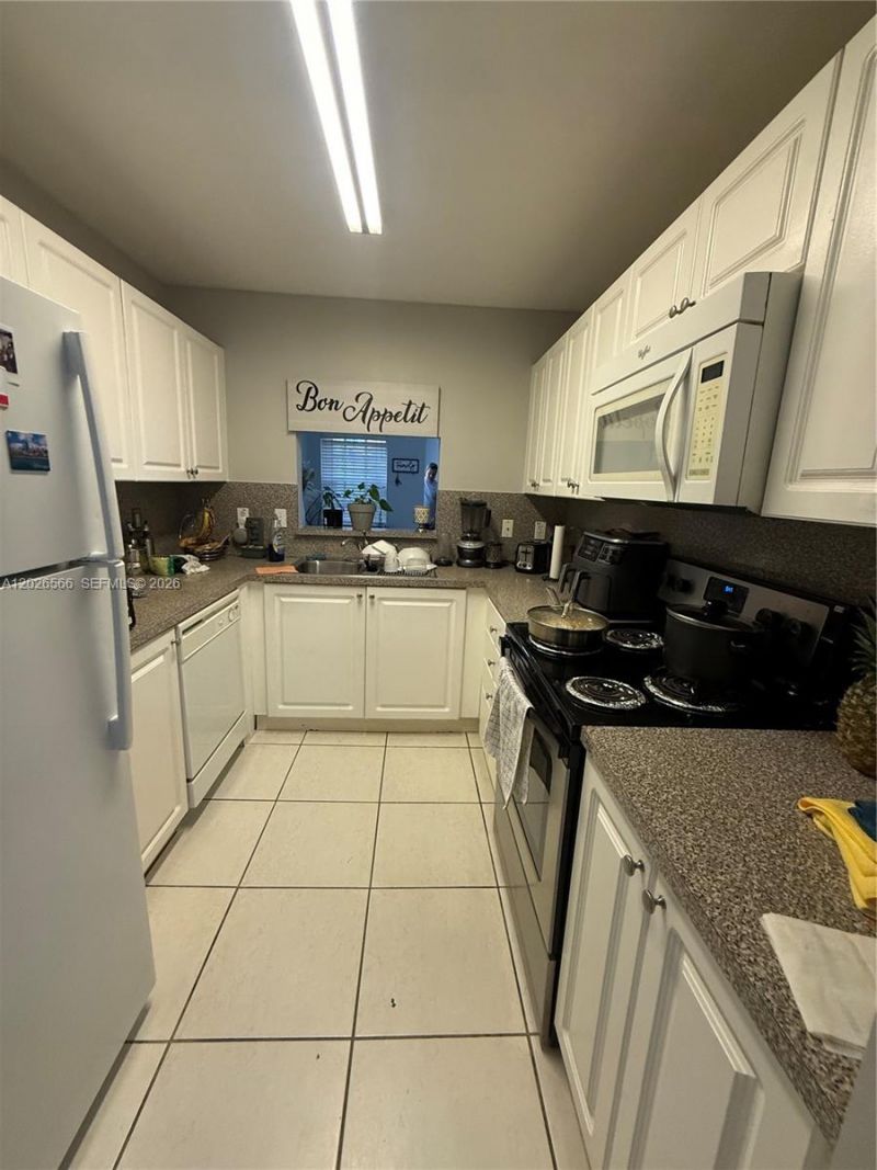 7145 NW 173rd Dr , Unit 1106, Hialeah, FL 33015 Photo