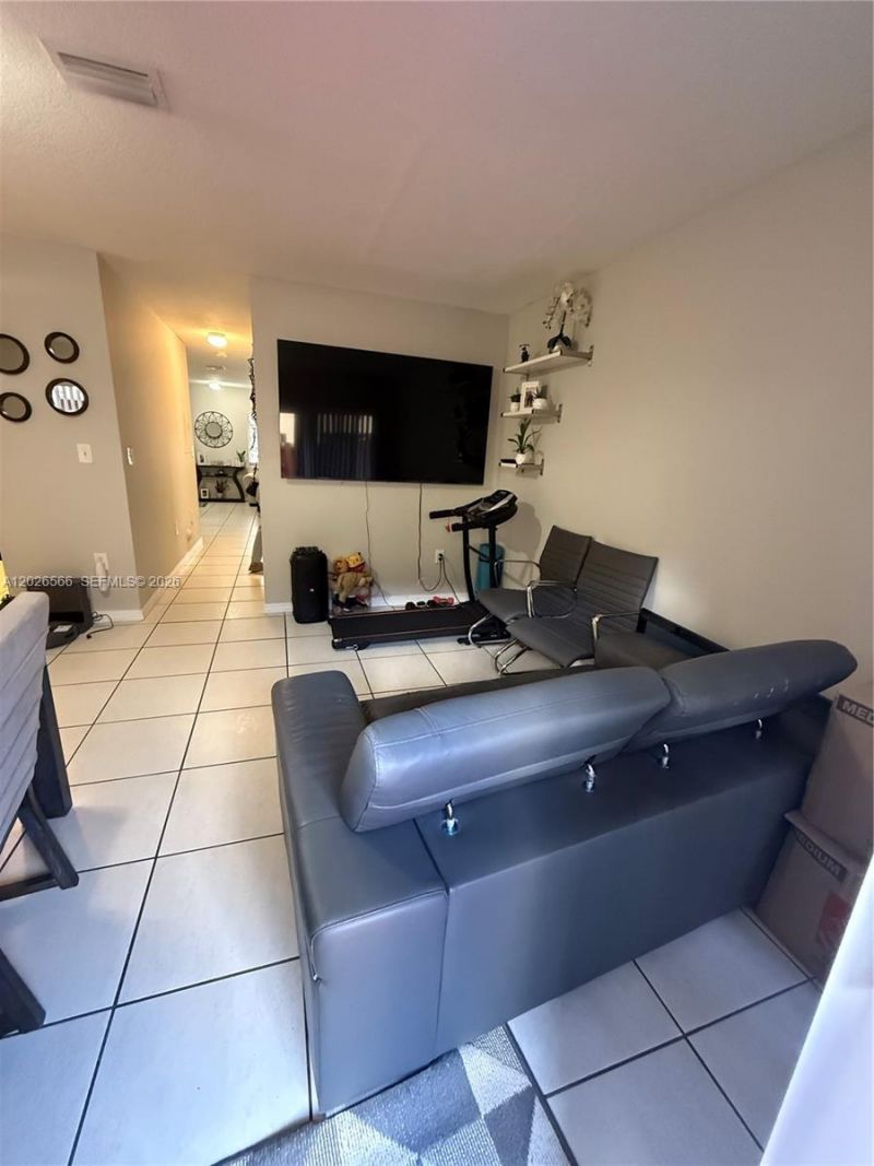7145 NW 173rd Dr , Unit 1106, Hialeah, FL 33015 Photo