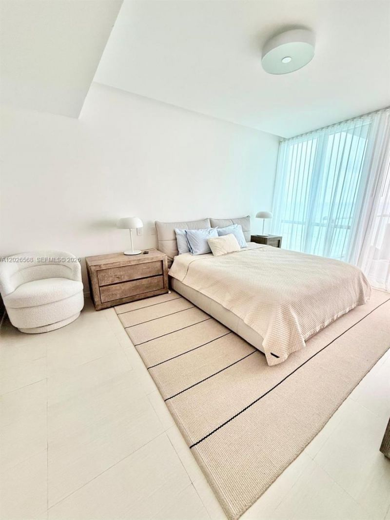 17121 Collins Ave, Unit 1207, Sunny Isles Beach, FL 33160 Photo