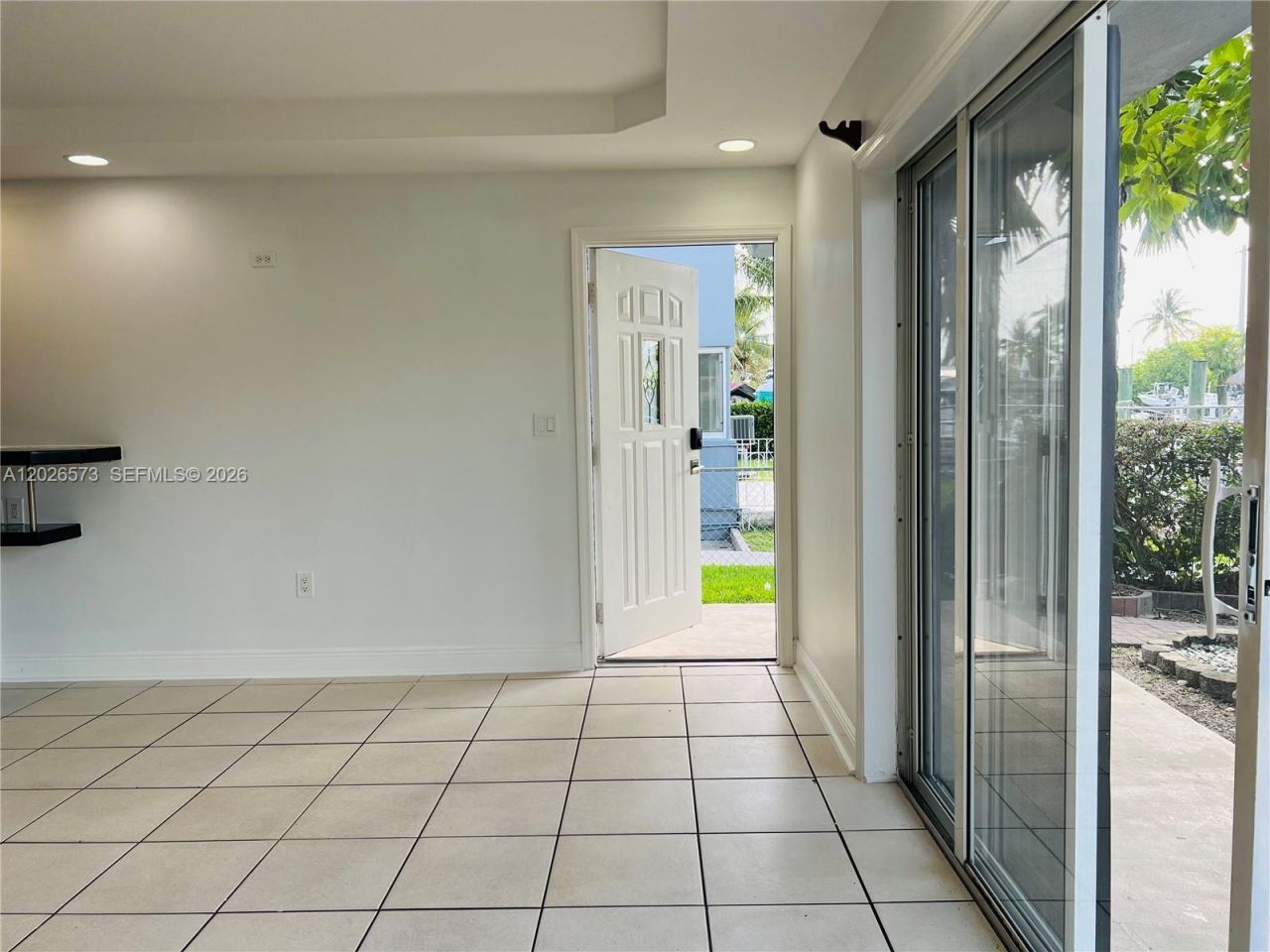 2033 Calais Dr, Unit 5, Miami Beach, FL 33141 Photo