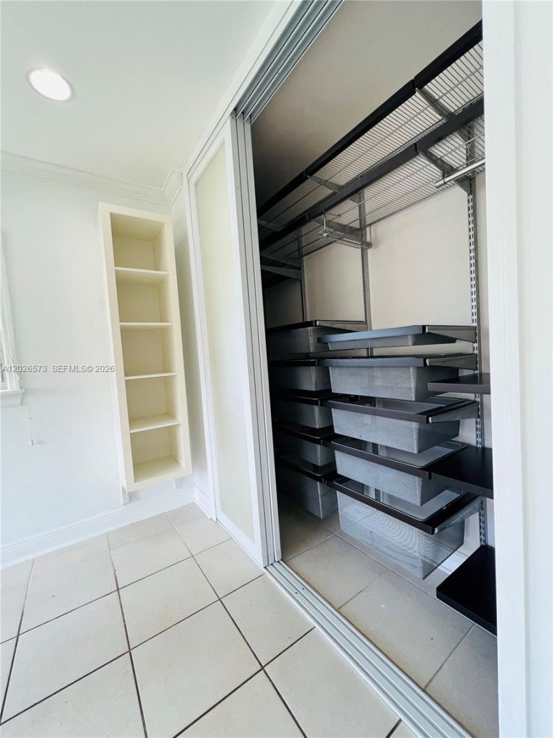 2033 Calais Dr, Unit 5, Miami Beach, FL 33141 Photo
