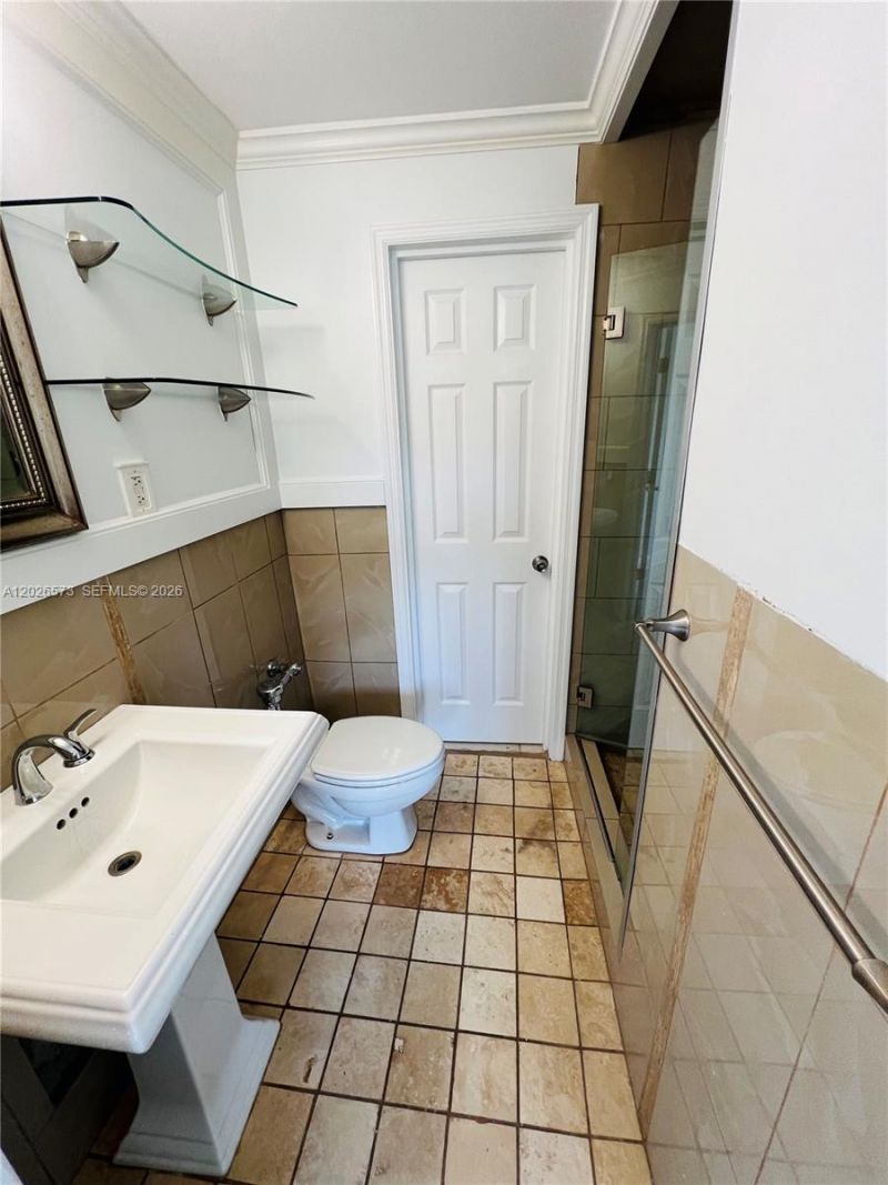 2033 Calais Dr, Unit 5, Miami Beach, FL 33141 Photo