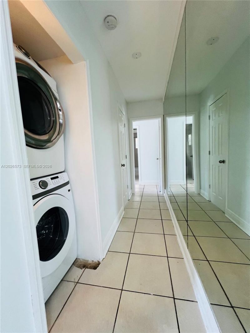 2033 Calais Dr, Unit 5, Miami Beach, FL 33141 Photo